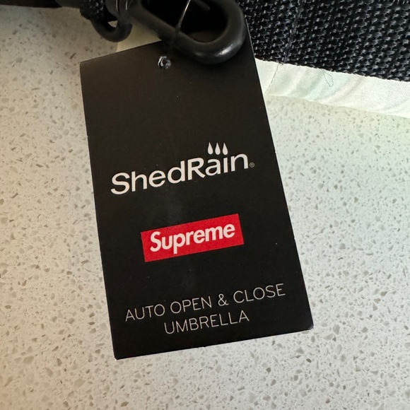Supreme Shedrain ® Street Signs Umbrella - Picture 3 of 6